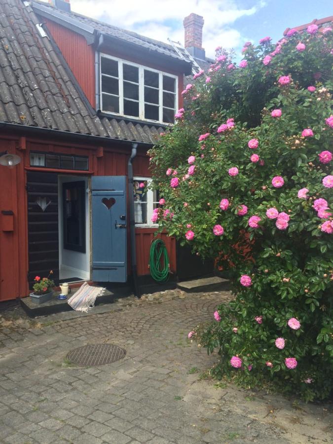 Villa Gardshus Torget Åhus Exterior foto